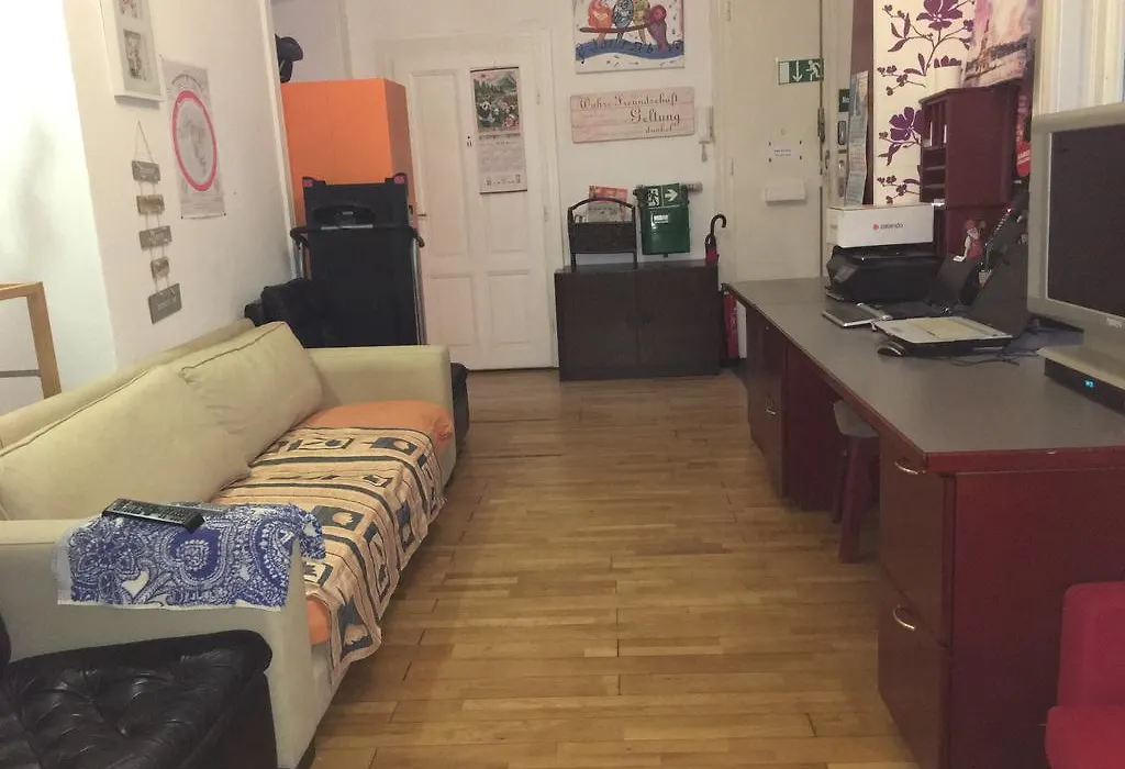 Chichilli Hostel-1